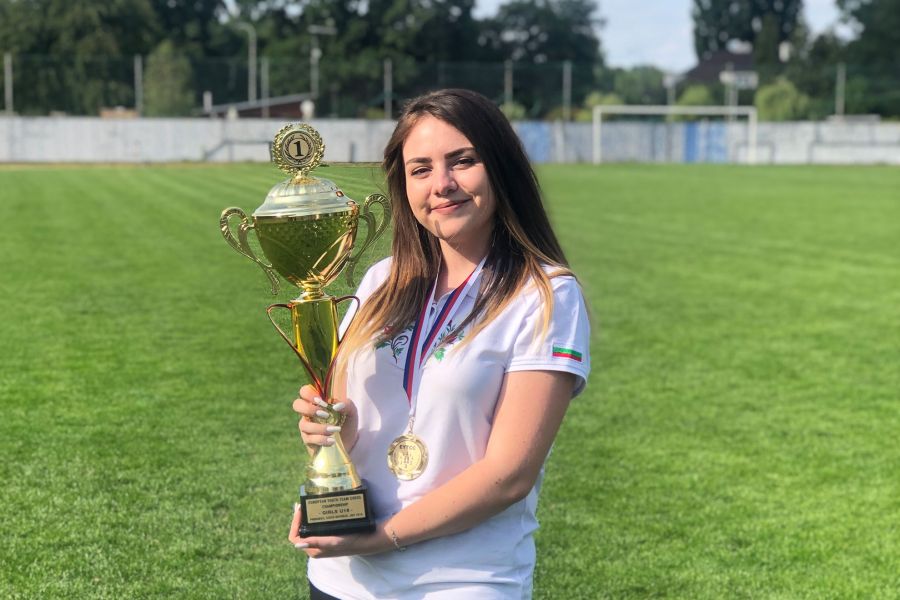 Спортният талант „Еврофутбол“ и ФРГИ Нургюл Салимова е Европейска отборна шампионка