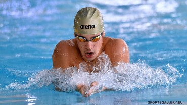 Светлозар Николов с титла на 200 метра съчетано от Държавното по плуване