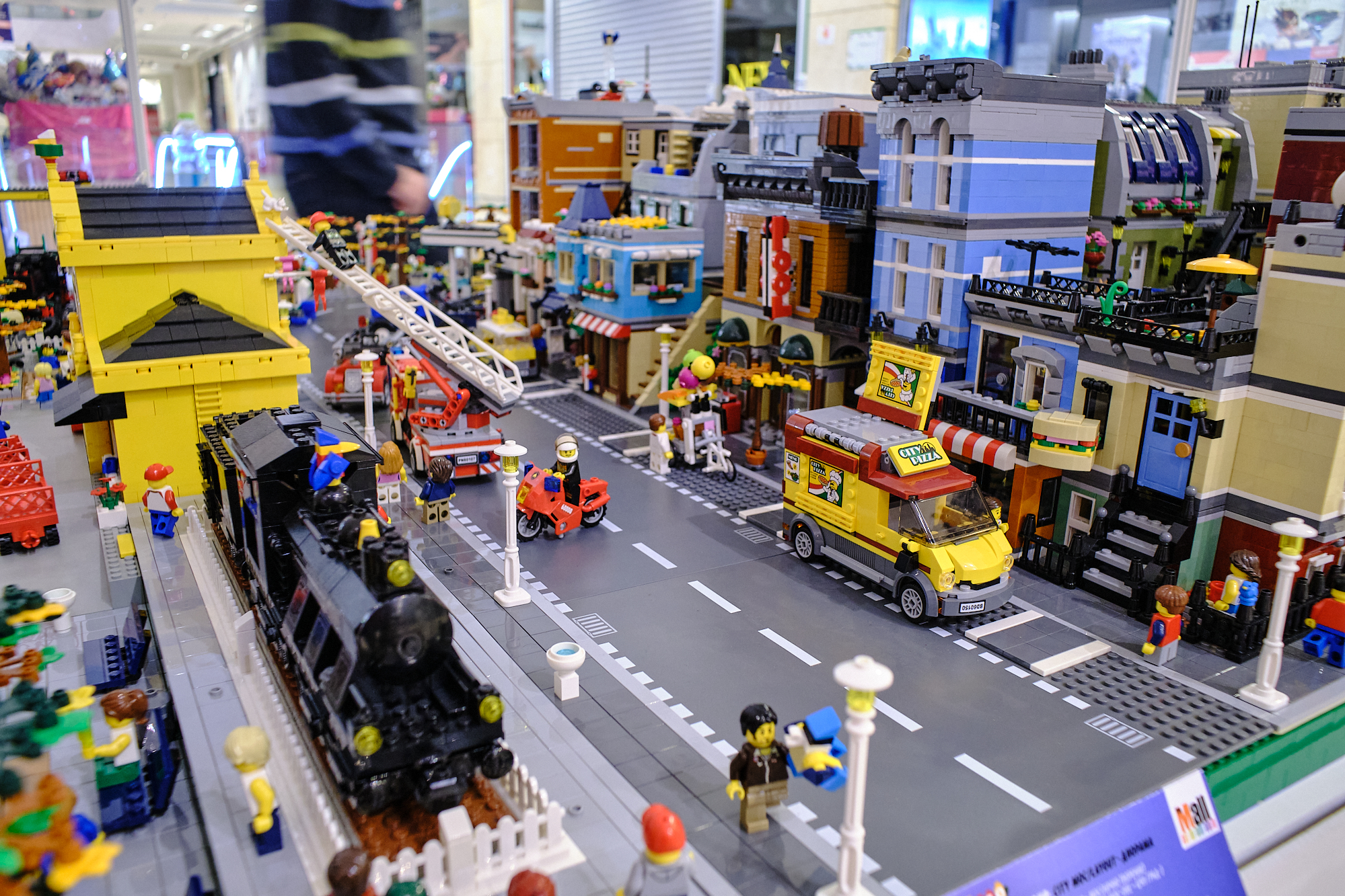 00-Lego-city-_key-visual.jpg